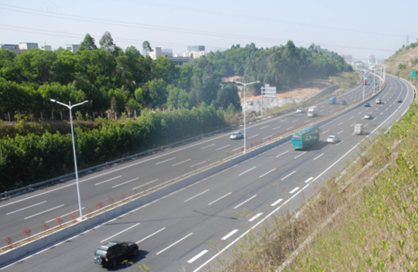 深圳梅观高速扩建3标路面工程