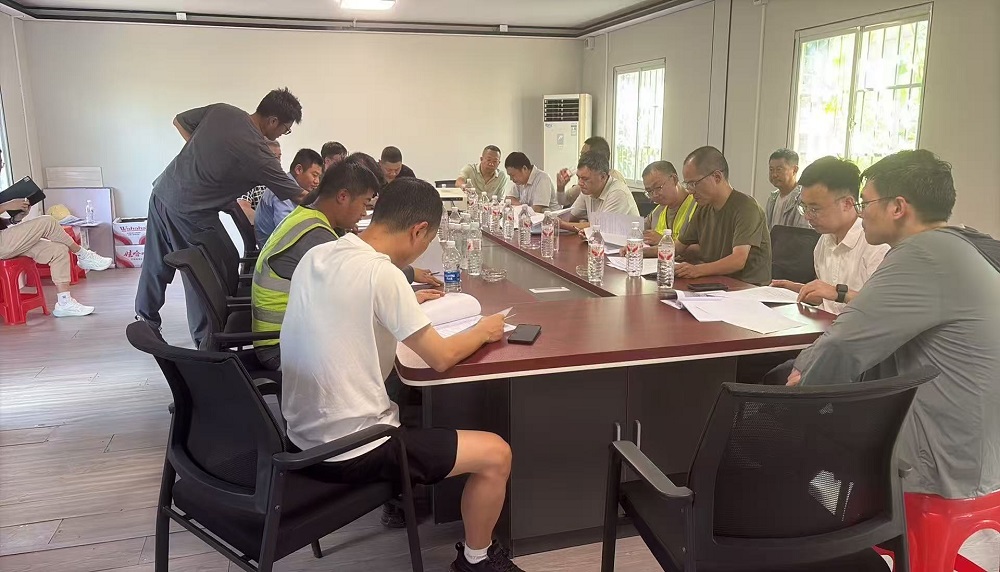 金义新区新能源汽车产业园“十字骨架”道路竣工通车